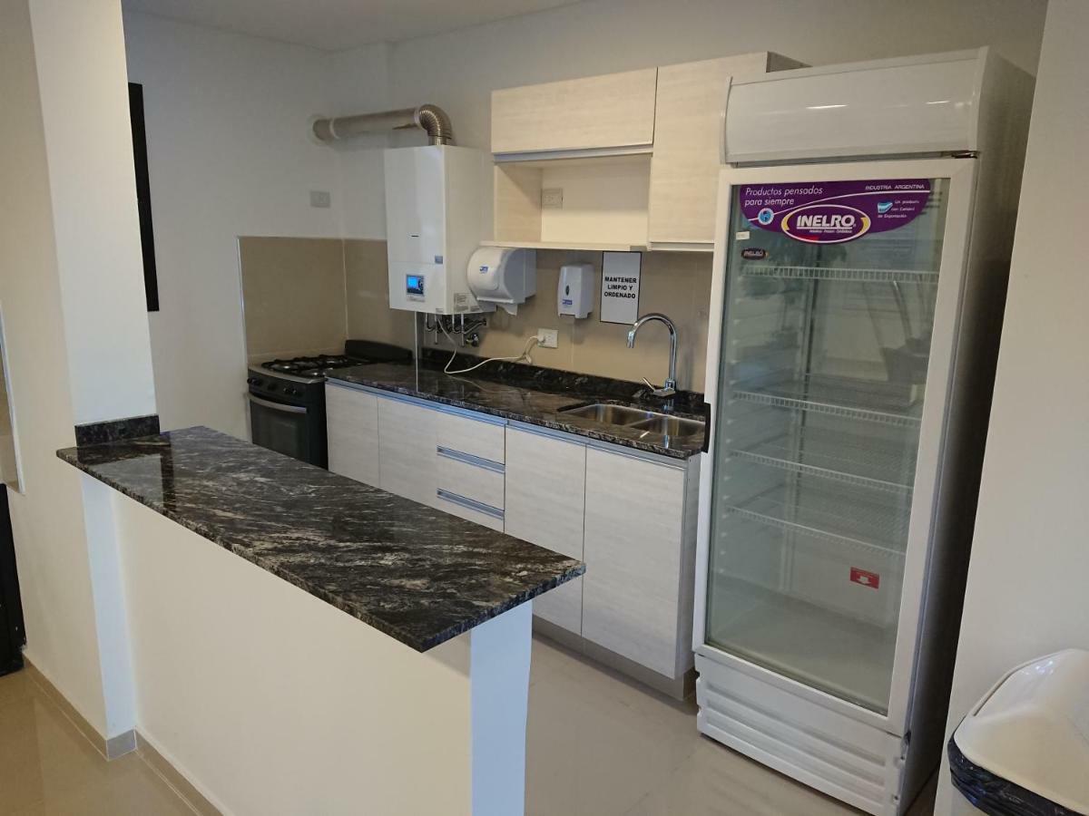 Departamento De Excelente Categoria Appartamento Villa Carlos Paz Esterno foto
